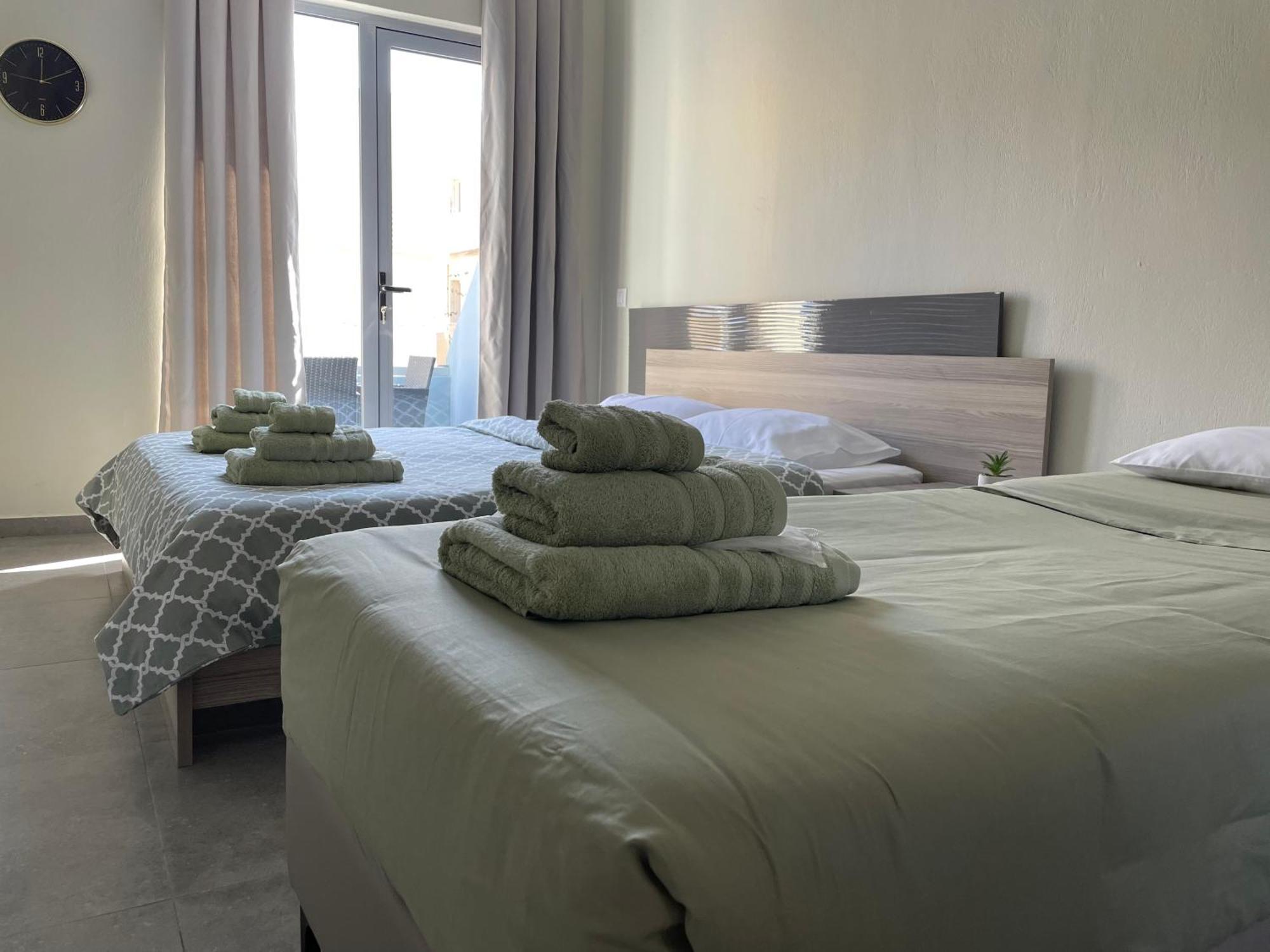 Sea Side Rooms Rhodes City Exteriör bild